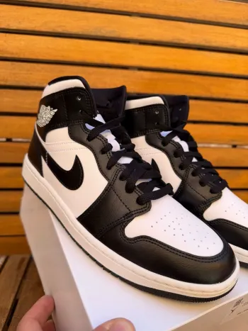 Used Nike Jordan 1 Mid bike — image 11 of 14