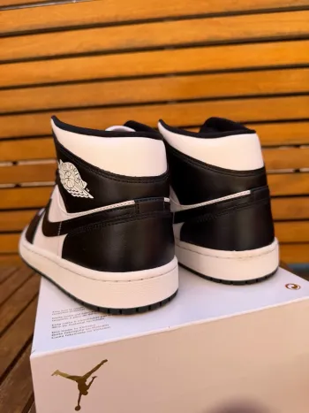 Used Nike Jordan 1 Mid bike — image 5 of 14
