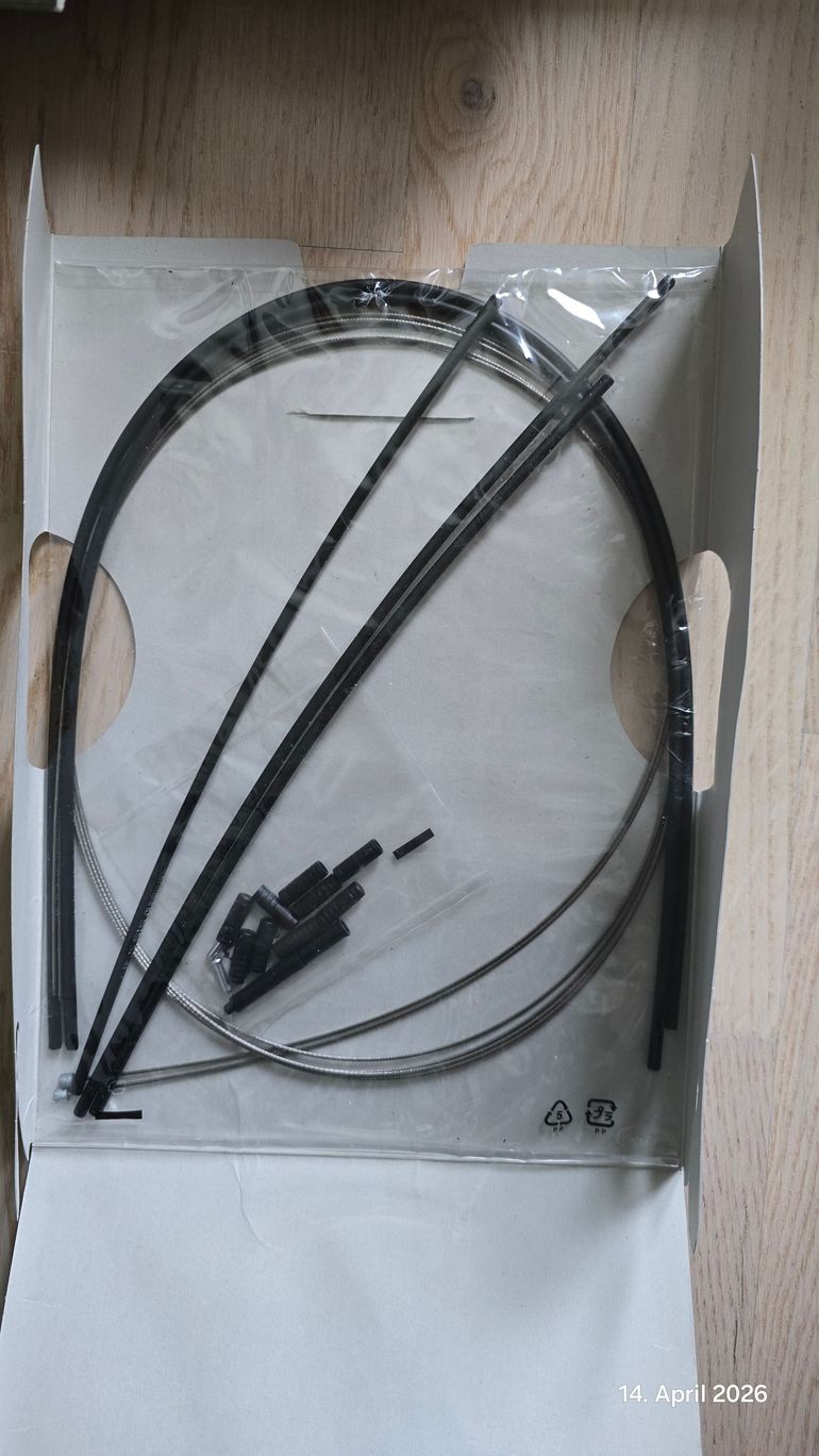 Used Shimano SIS Cable Set bike — image 3 of 3