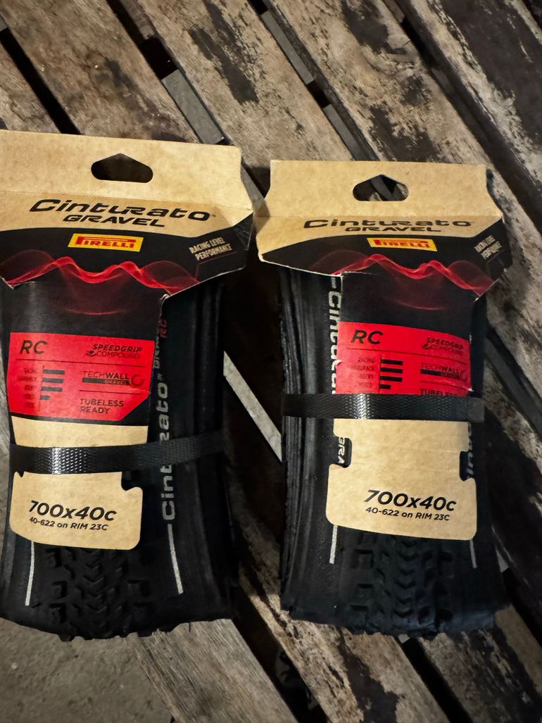Used Pirelli Cinturato Gravel RC Tire 2026 bike — image 2 of 2