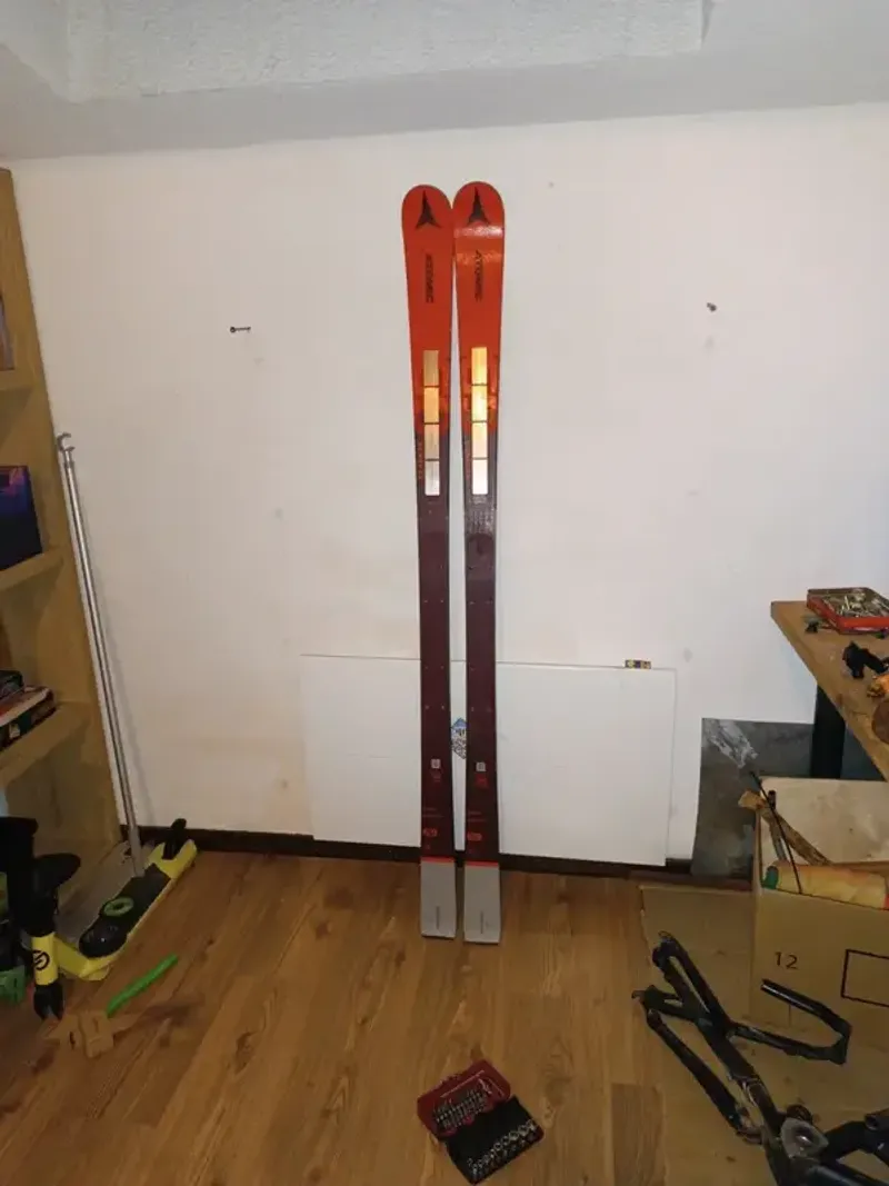Used Atomic Redster G9 FIS Revoshock S 159cm Skiing & Skitouring
