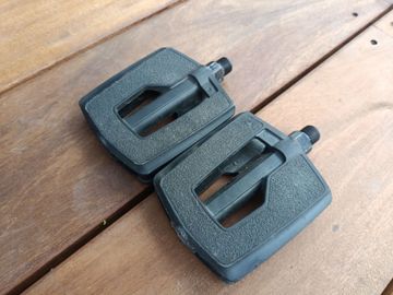 Gebrauchtes Decathlon Flattop Pedals 2024 bike — Bild 2 von 2