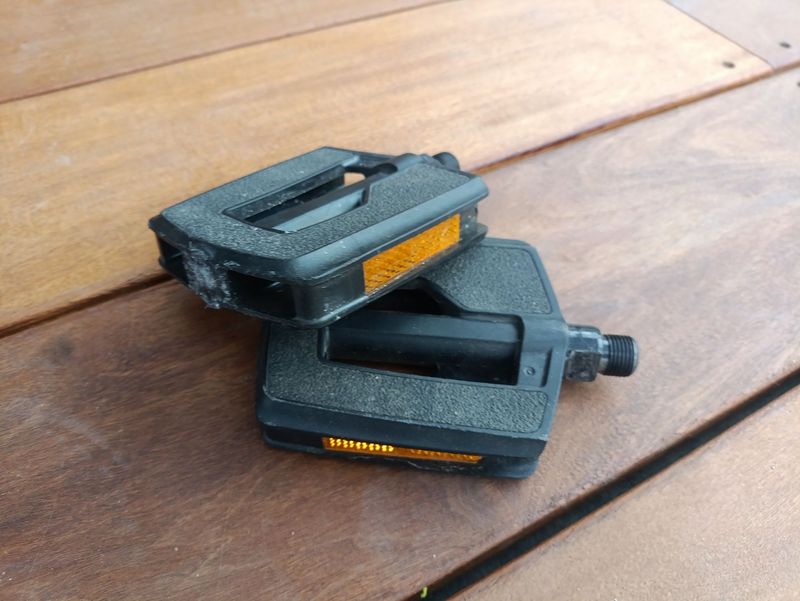 Gebrauchtes Decathlon Flattop Pedals 2024 bike — Bild 1 von 2