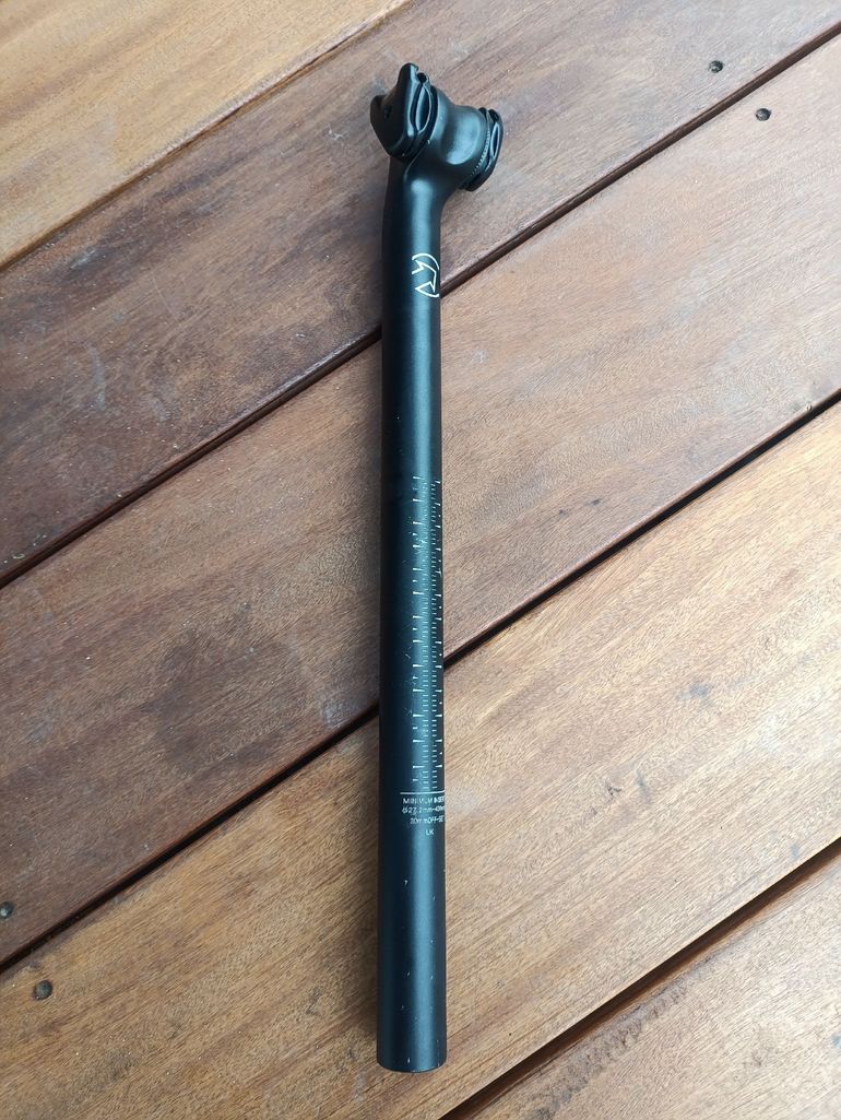 Used Pro LT Seatpost 20mm offset 2025 bike — image 2 of 5