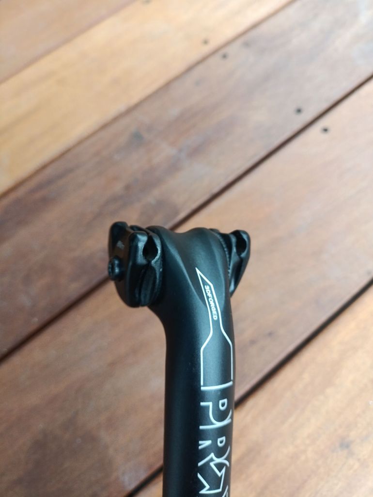 Used Pro LT Seatpost 20mm offset 2025 bike — image 3 of 5