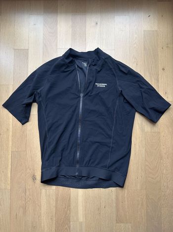 Pas Normal Studios, Essential Jersey Black