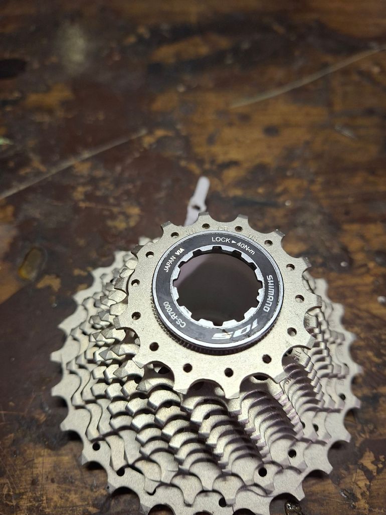 Used Shimano 105 CS-R7000 11-28 bike — image 3 of 3