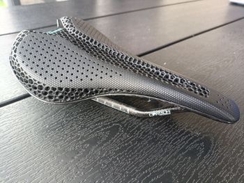 Ryet, Ultimate 143mm Honeycomb 3D Carbon Saddle