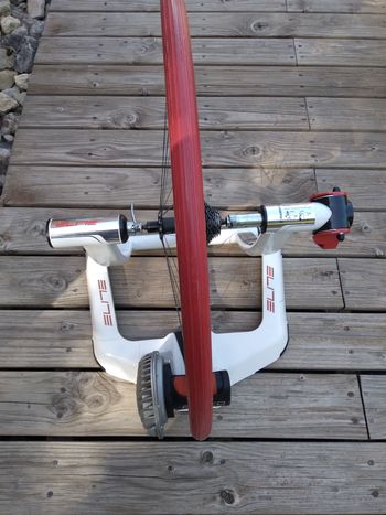 Used Elite Qubo Fluid Home Trainer 2020 bike — image 2 of 6