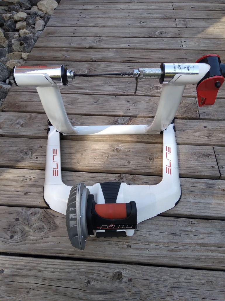 Used Elite Qubo Fluid Home Trainer 2020 bike — image 1 of 6