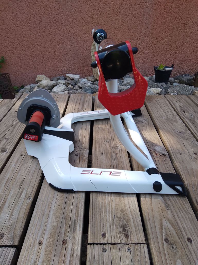 Used Elite Qubo Fluid Home Trainer 2020 bike — image 5 of 6
