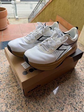 Diadora Gara Carbon 2025 Running Shoes d'occasion