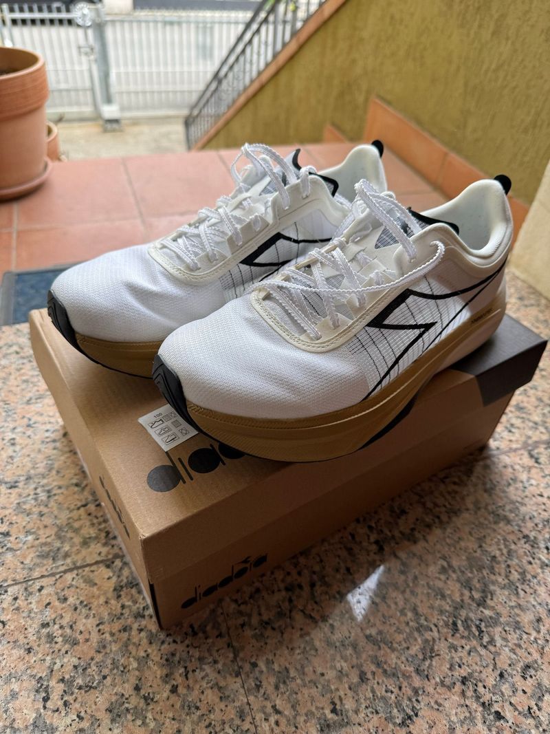Used Diadora Gara Carbon 2025 Running Shoes