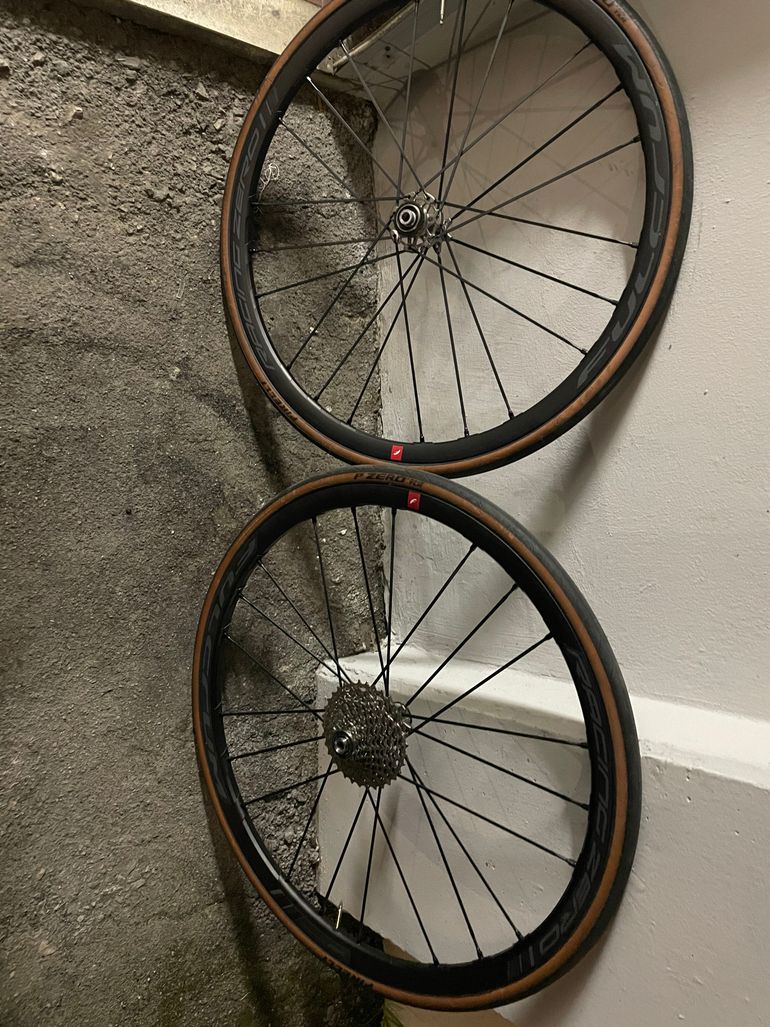 Used Fulcrum Ruote 2024 bike — image 1 of 3