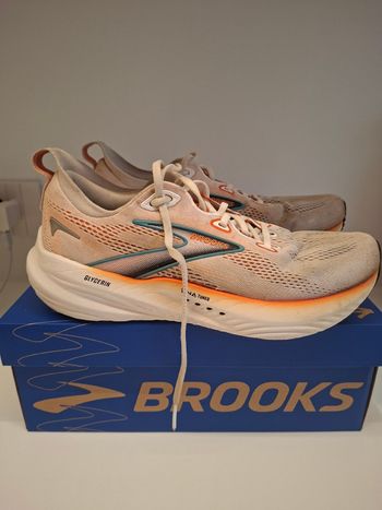 Brooks, Running Shoes