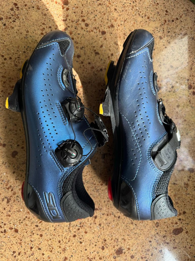 Used Sidi genius 10 size 40 bike — image 2 of 6