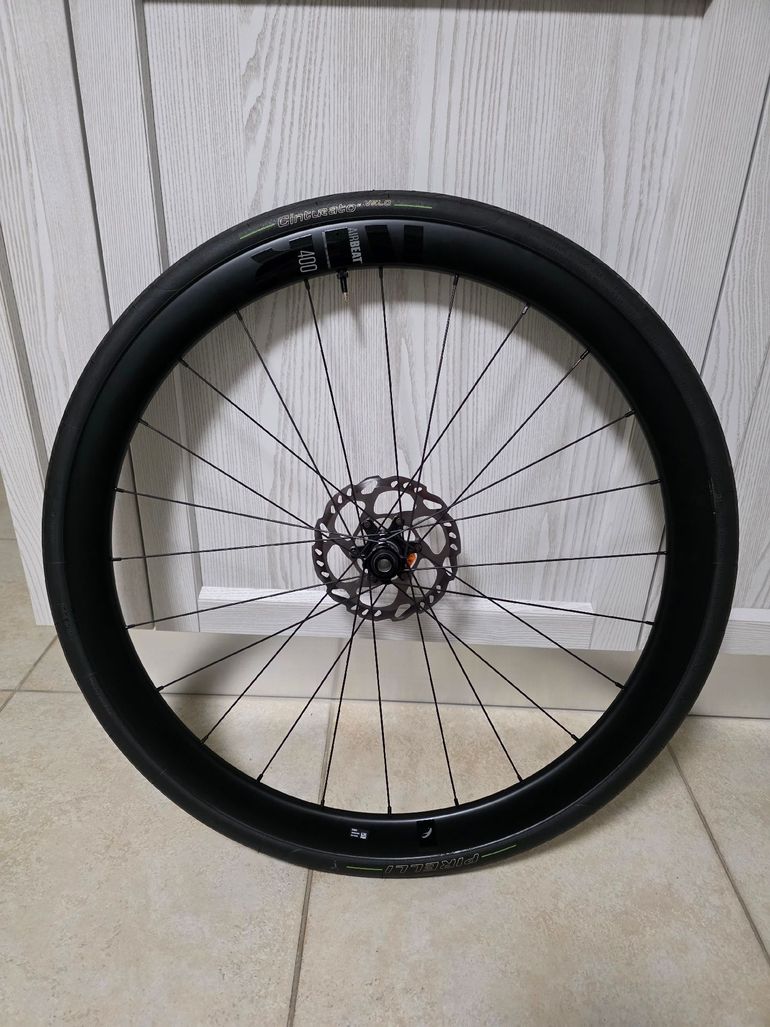 Used Fulcrum Airbeat 400 DB 700c 2025 bike — image 2 of 7