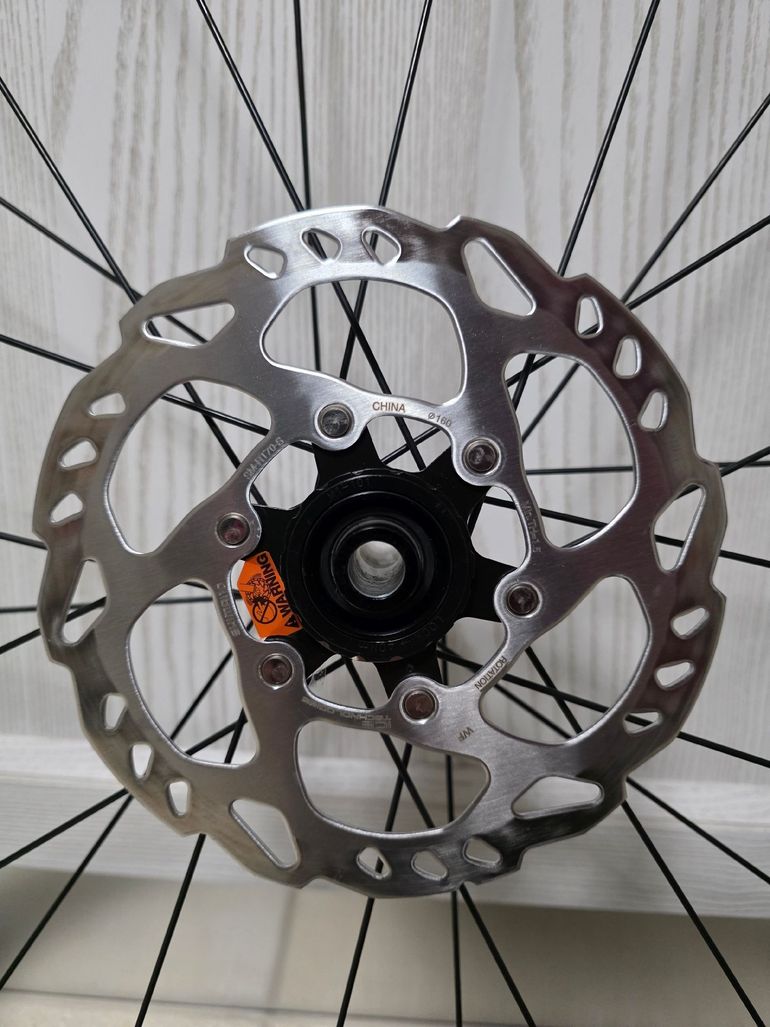 Used Fulcrum Airbeat 400 DB 700c 2025 bike — image 5 of 7