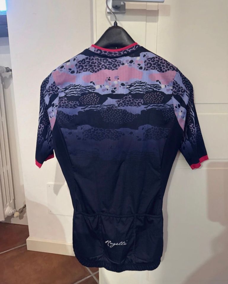 Used Rogelli Animal Jersey Woman 2025 bike — image 2 of 2