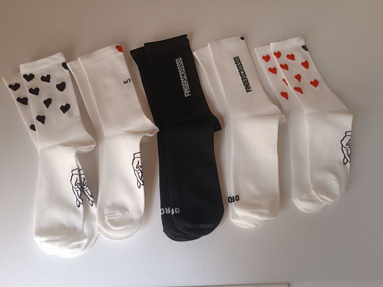 Used Fingerscrossed cycling socks bike — image 4 of 4
