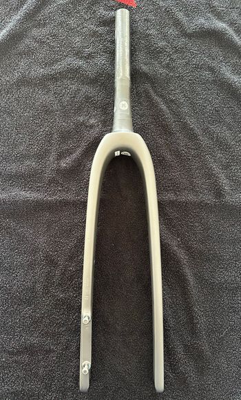 Used Scott Addict RC HMX Fork 2026 bike — image 2 of 9