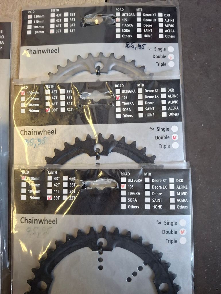 Used Shimano Lot Plateaux bike — image 3 of 3