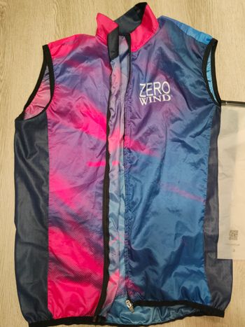 Used ROSTI Gilet Antivento Wind bike — image 9 of 11