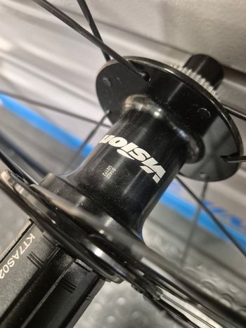 Used Vision Team AGX i23 Wheelset 2026 bike — image 7 of 11
