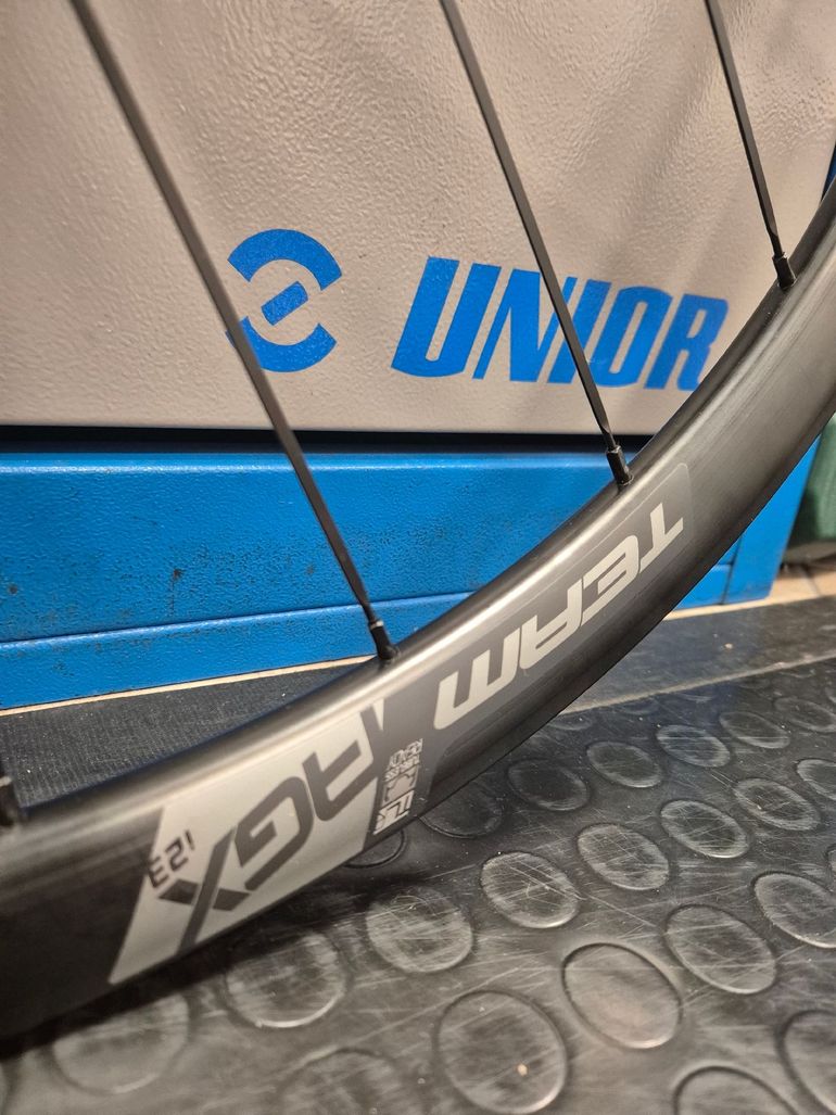 Used Vision Team AGX i23 Wheelset 2026 bike — image 3 of 11