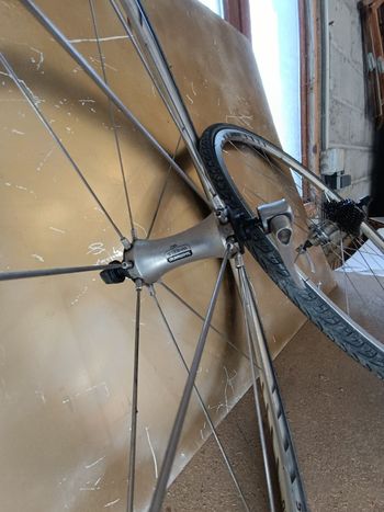 Used Shimano WH-R550 10 Vitesses bike — image 2 of 4