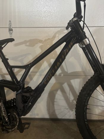 Used Specialized Demo Expert 2024 bike — image 4 of 5