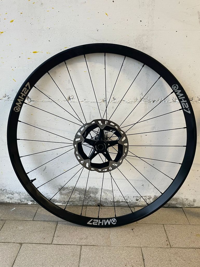 Used Alchemist Pro Training MH27 2025 bike — image 7 of 12