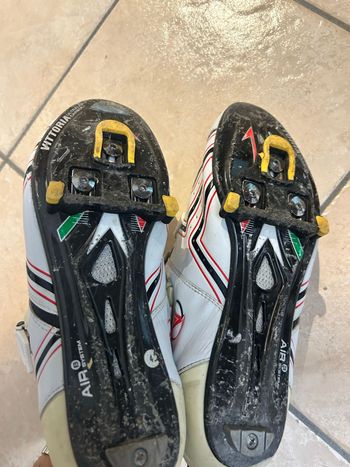 Used Vittoria Road Ultralight Carbon bike — image 4 of 6