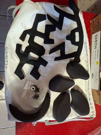 Used Smith Optics Mainline MIPS Helmet bike — image 3 of 6