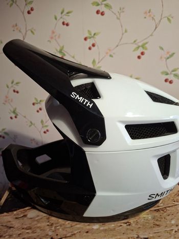 Used Smith Optics Mainline MIPS Helmet bike — image 2 of 6