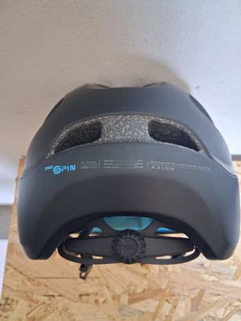 Used POC Axion 2023 bike — image 3 of 7