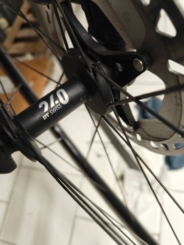 Brugt Dt Swiss 1400 2024 bike — billede 3 af 8