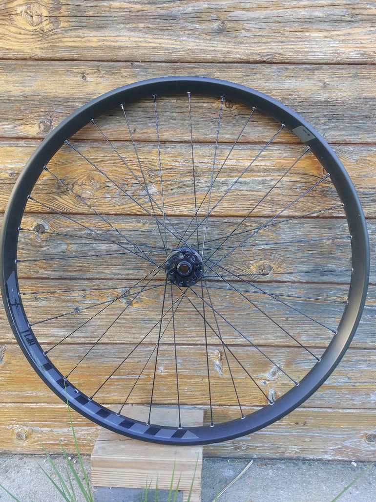 Used Mondraker hp1 2022 bike — image 5 of 5