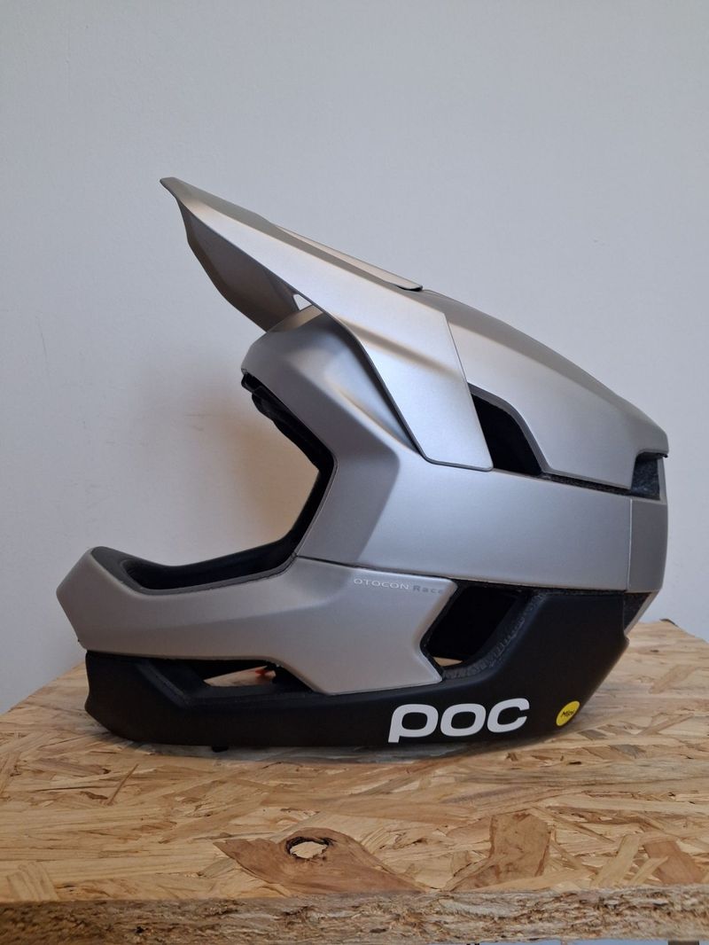 POC otocon race mips 2024 Cycling Accessories d'occasion