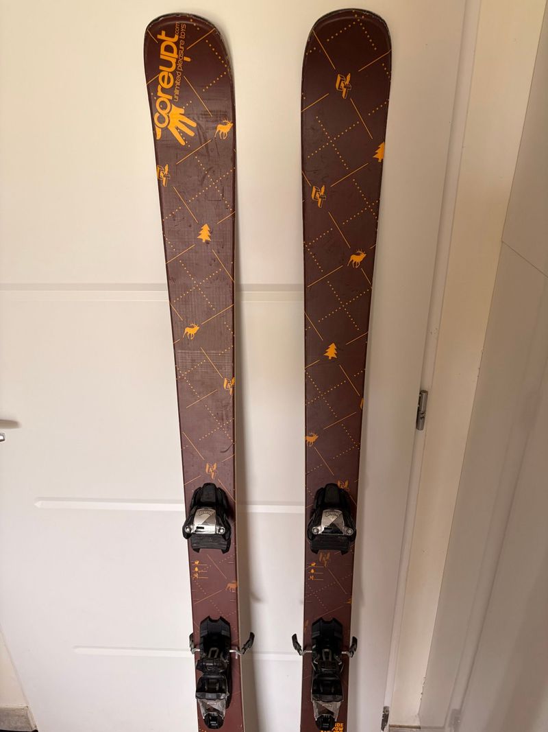 Gebrauchtes CoreUPT candide pow freestyle 2011 Skiing & Skitouring