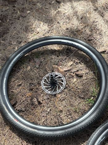 Used PROTOTYPE Crater Carbon Wheelset 2025 bike — image 7 of 8