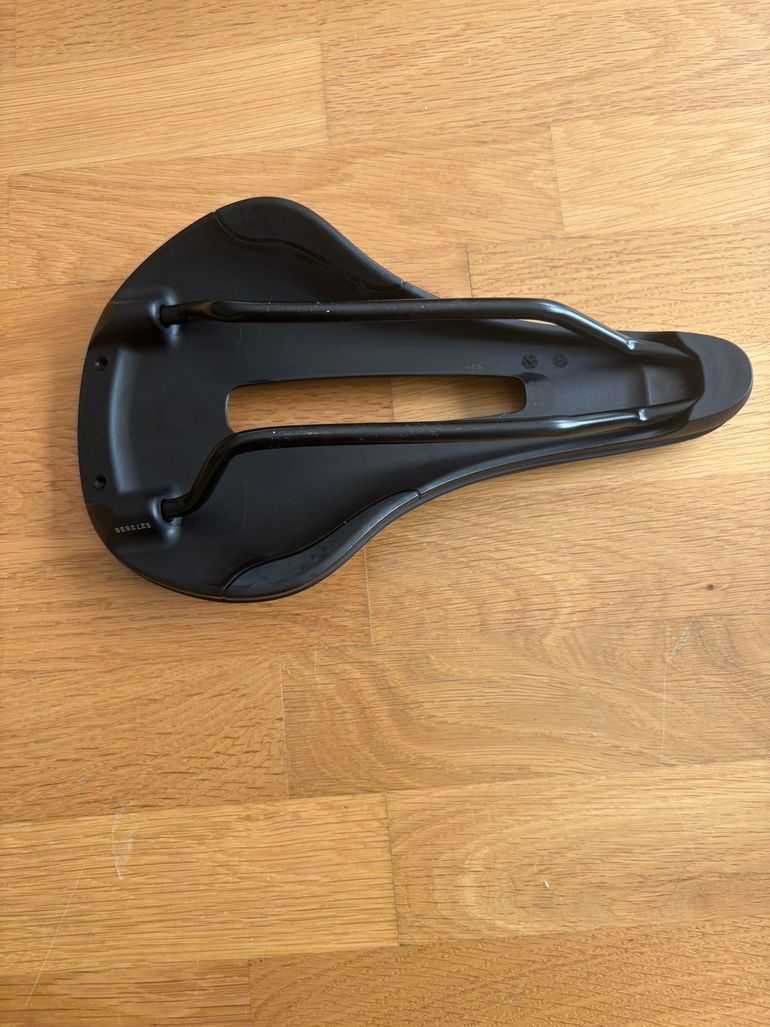 Used Bontrager Verse Elite Saddle 2026 bike — image 2 of 2