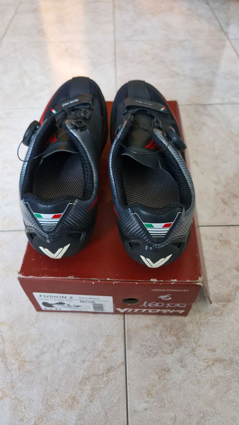 Used Vittoria scarpe bike — image 4 of 5