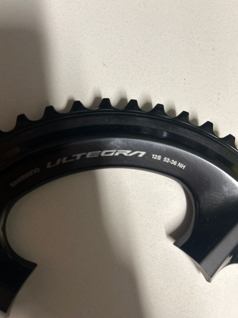 Used Shimano Ultegra R8100 Voorblad 52t bike — image 2 of 3