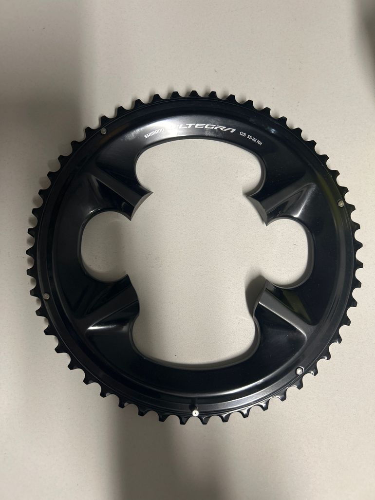 Used Shimano Ultegra R8100 Voorblad 52t bike — image 1 of 3