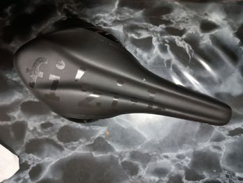 Used Fizik SELLA FI.ZI:K AIRONE V5 WING.FLEX bike — image 1 of 6