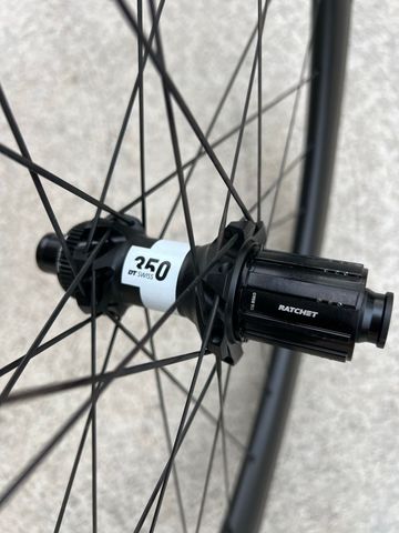 Generico DT Swiss 350 2024 bike usato — immagine 6 di 7
