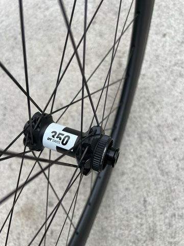 Generico DT Swiss 350 2024 bike usato — immagine 3 di 7
