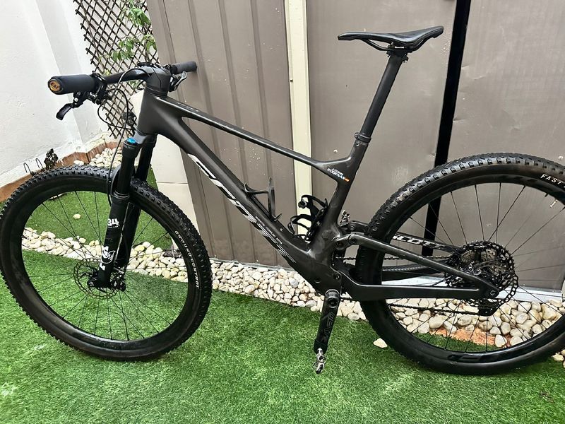 Used EDP MTB Carbon Wheels 2024 bike — image 4 of 6
