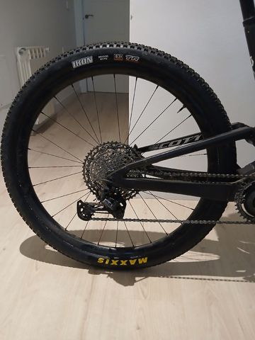 Used EDP MTB Carbon Wheels 2024 bike — image 2 of 6